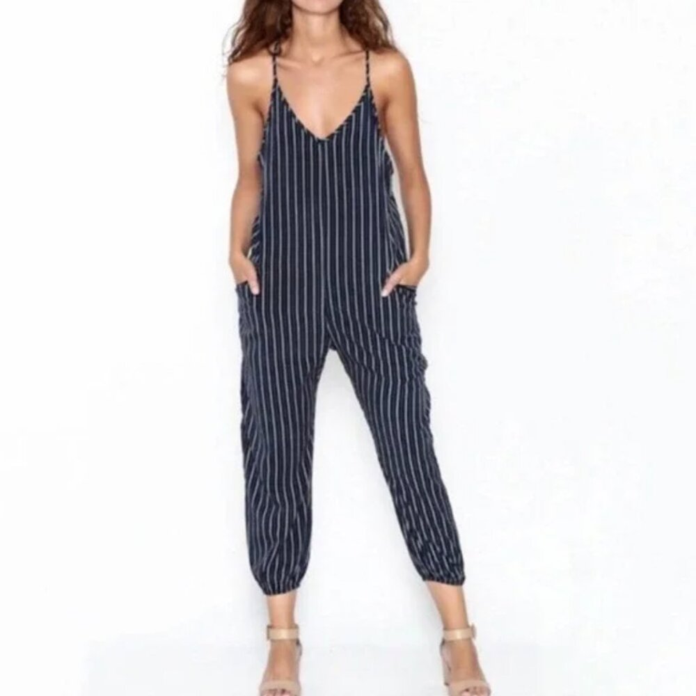 Dress Forum LA Navy and White Striped Relaxed Fit V-Neck Casual Jumpsuit Size S